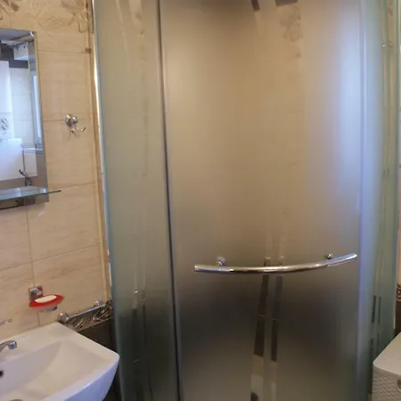 Apartament Barbara Daire *